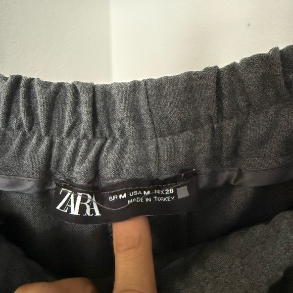 Zara Women’s Charcoal Dress Pants - Picture 6 of 7